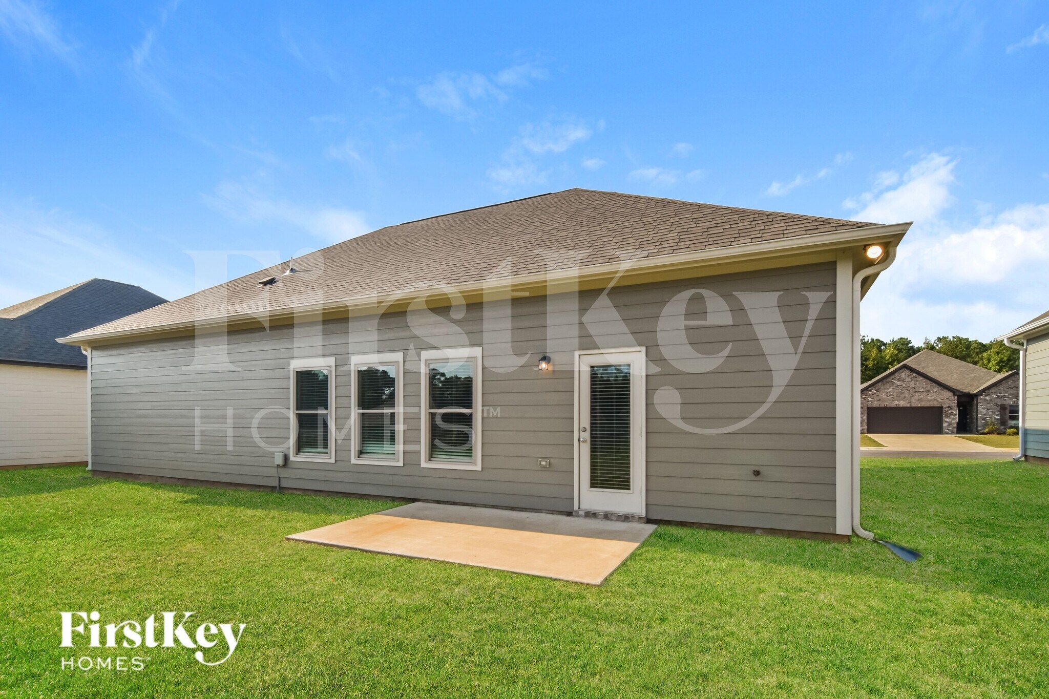 Building Photo - 135 Avalon Wy