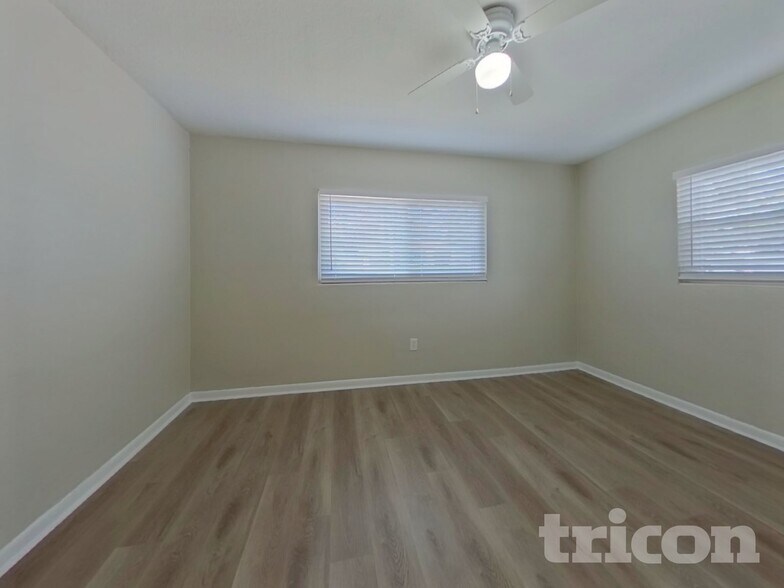 Building Photo - 301 Terrace Dr E