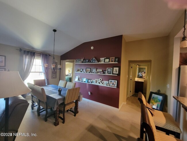Building Photo - 955 Registry Blvd