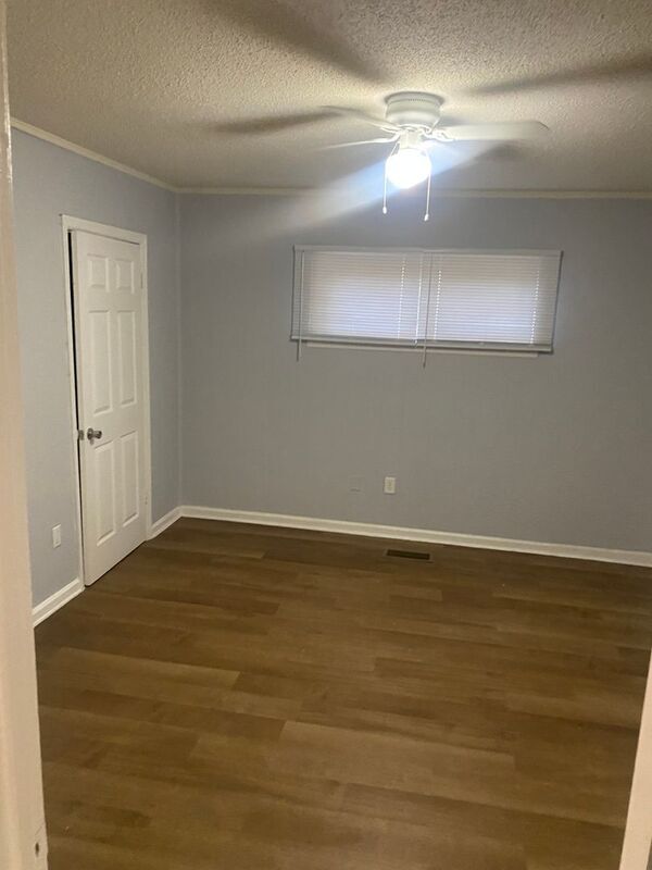 Building Photo - 3650 Given Ave