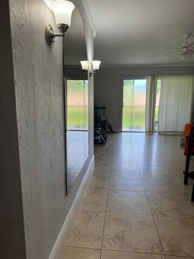 Building Photo - 9200 SW 3rd St