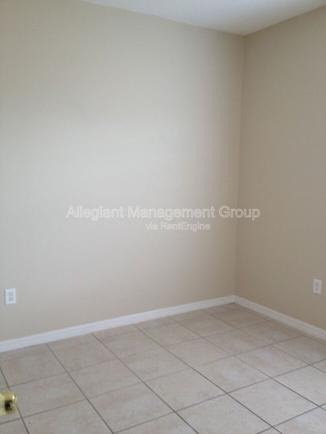 Building Photo - 76 Alicante Ct