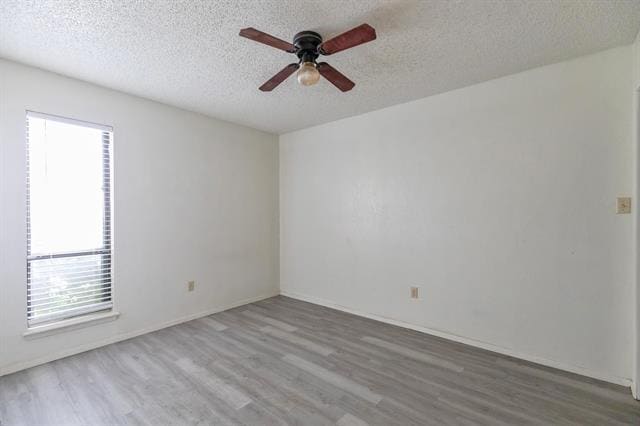 Building Photo - 4925 Greenslope Dr