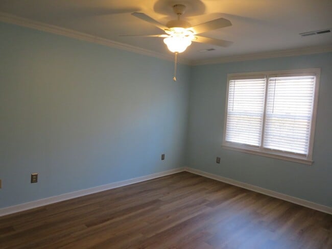 Building Photo - Petersburg Virginia