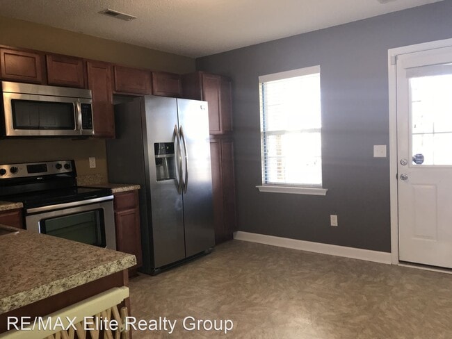 Building Photo - 2 br, 2.5 bath House - 309-3 Burley Drive