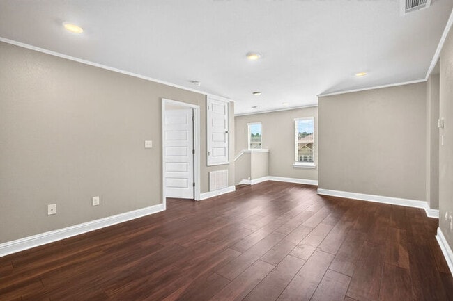 Building Photo - 10557 Sweet Bay Dr