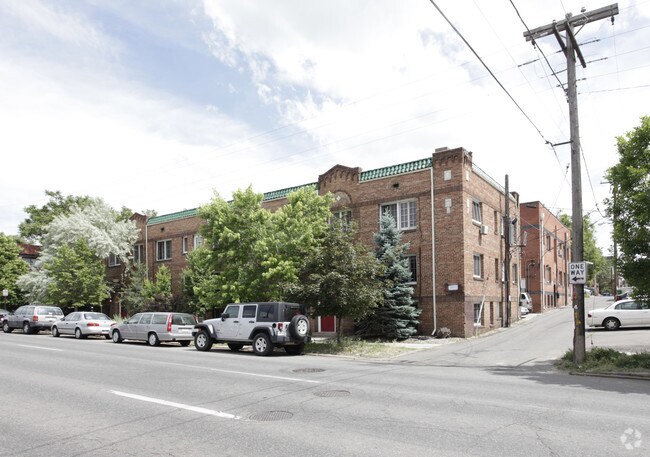 Primary Photo - Semper Concourse & Ogden Place Condos