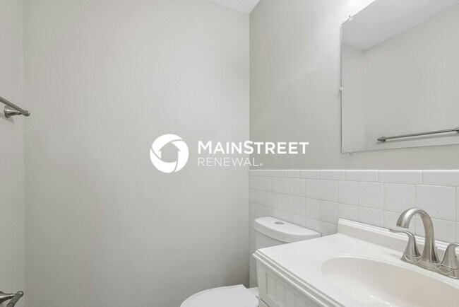 Building Photo - 3 Bedroom Pet-Friendly Home in ST PETERS, MO with Main Street Renewal