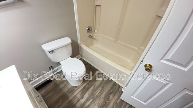 Building Photo - 5269 Harshmanville Rd