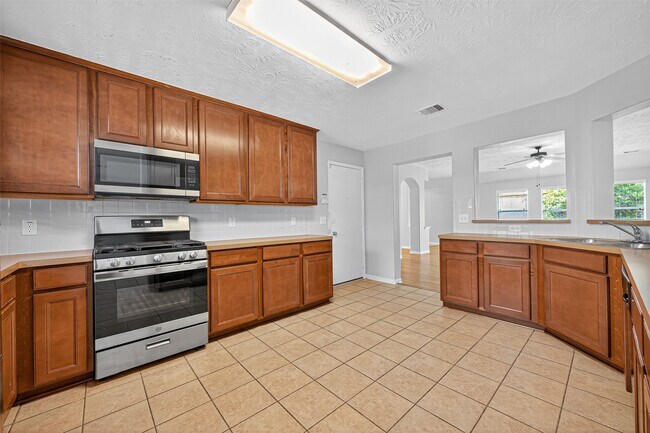 Building Photo - 22311 Bridgestone Ridge Dr