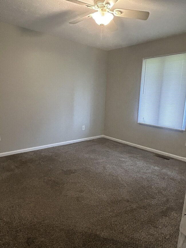 Building Photo - 2515 Reta St