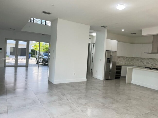Building Photo - 10066 NW 76th Terrace