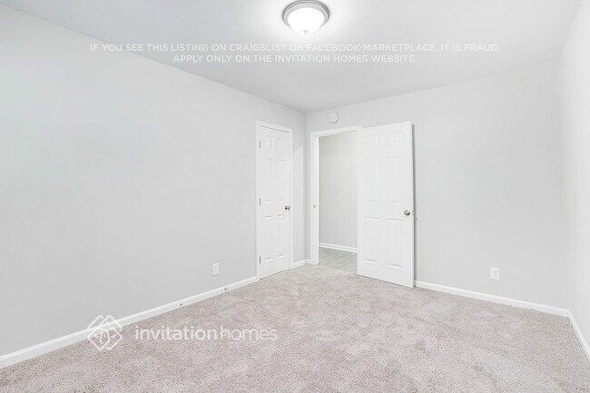 Building Photo - 4430 Pullen Ln SW