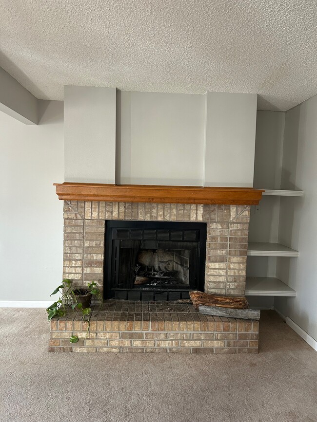 Building Photo - 8440 Sweetgum Terrace
