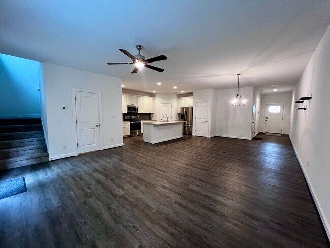 Building Photo - 2542 Fieldsway Dr