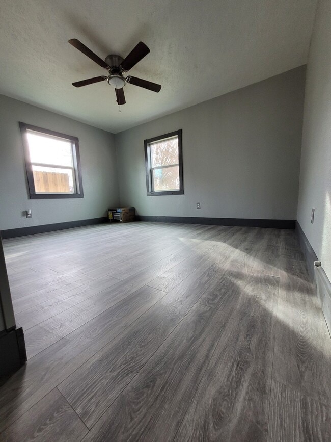 Building Photo - 7617 Delavan Dr