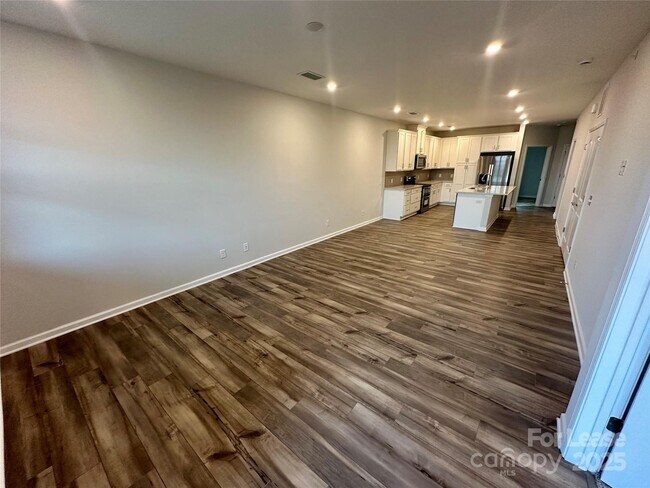 Building Photo - 4455 Reed Crk Dr