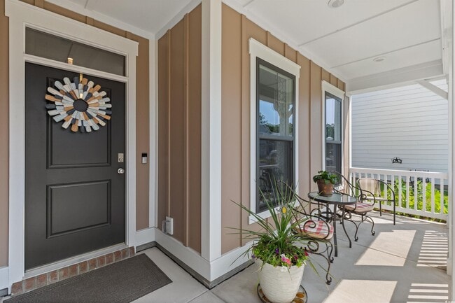 Building Photo - 863 Gammon Dr