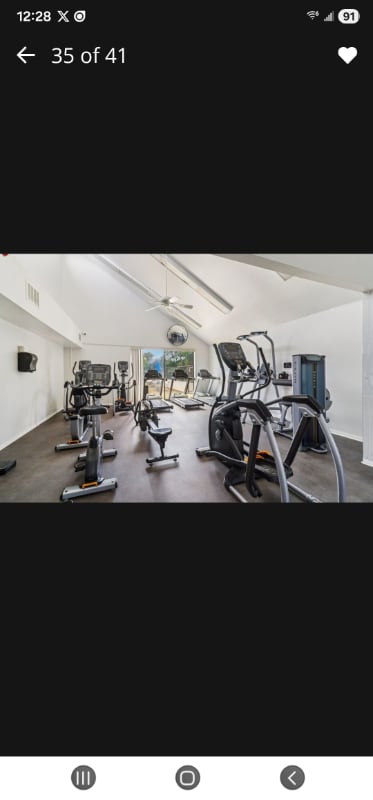 Building Photo - 1405 E Central Rd