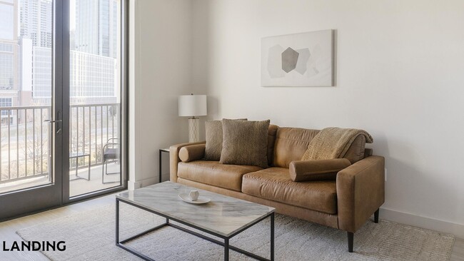 Building Photo - 1007 S Mint St