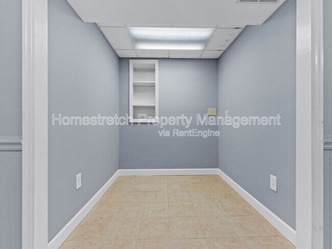 Building Photo - 16 Saali Dr