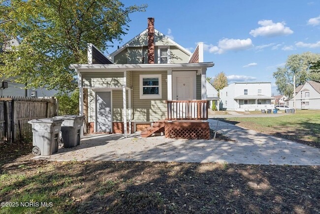 Building Photo - 1557 Indiana Ave