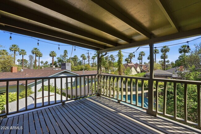 Building Photo - 1238 W Coronado Rd