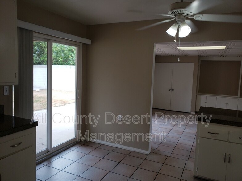 Building Photo - 69844 Pomegranate Ln