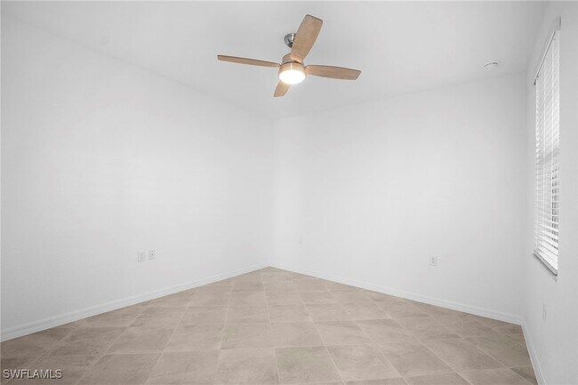 Building Photo - 15155 Bluffton Ln