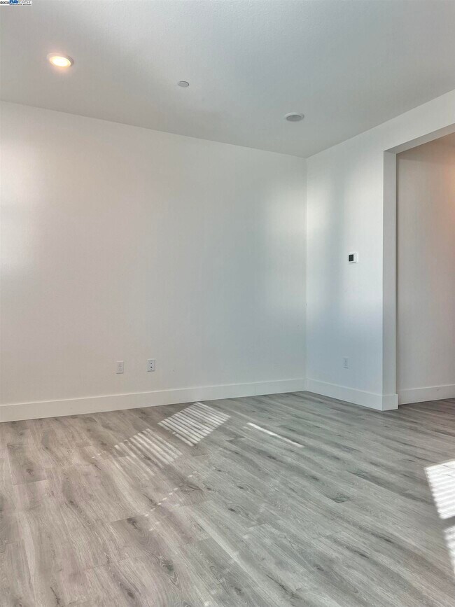 Building Photo - 1712 17th St