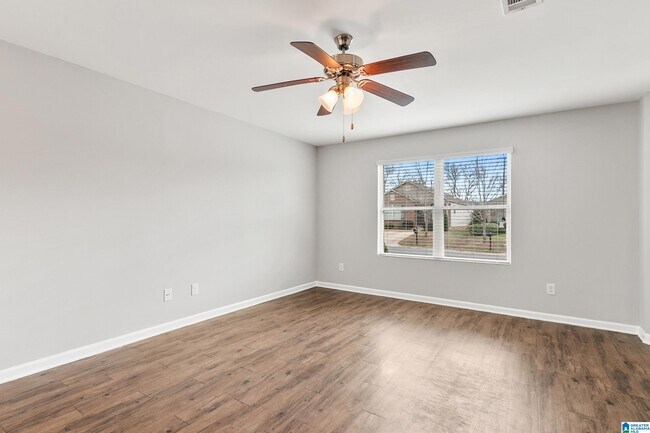 Building Photo - 16411 Waterbury Ln