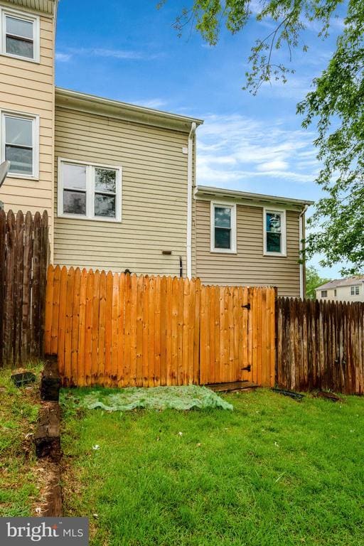 Building Photo - 13842 Beaujolais Ct