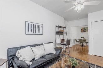 Building Photo - 738 DeMun