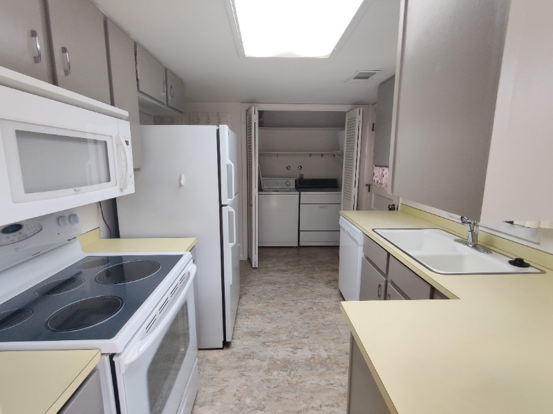 Building Photo - 1808 Indian Meadows Ln