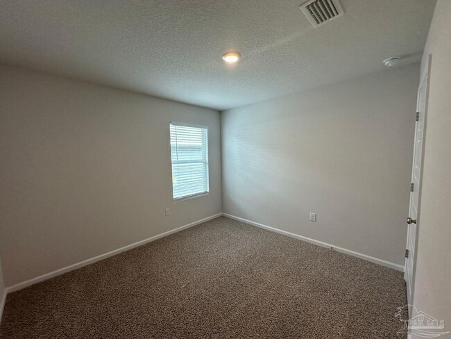 Building Photo - 1929 High Rdg Ct