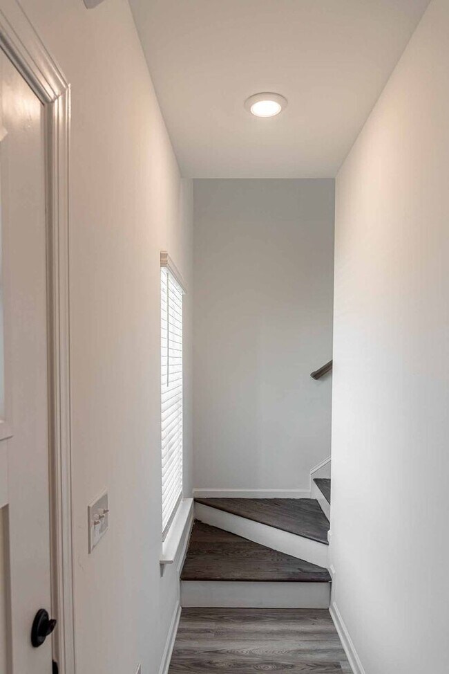 Building Photo - BRAND NEW SINGLE FAMILY HOME IN LOGANVILLE