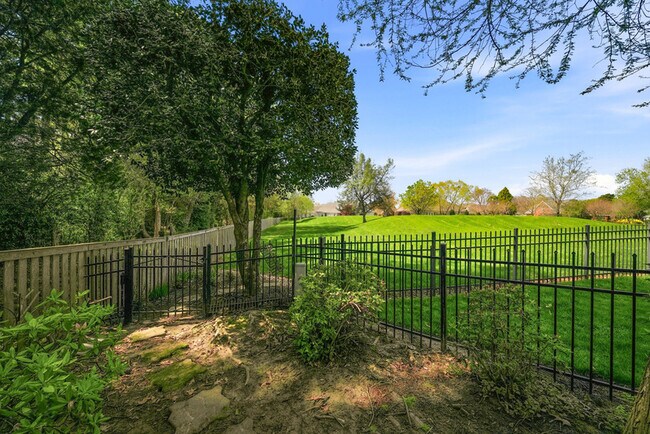 Building Photo - 4013 Lambs Creek Ct