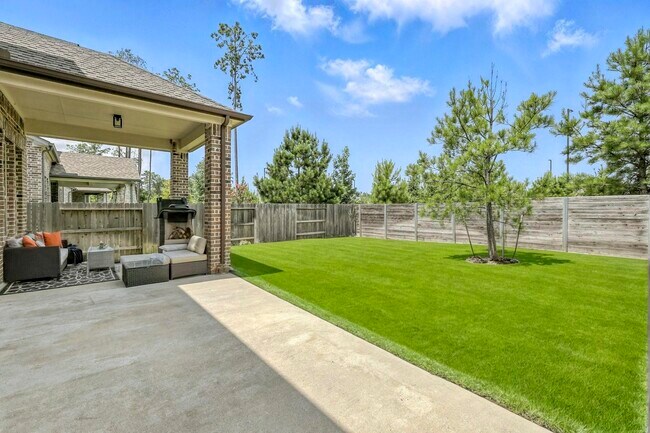 Building Photo - 17497 Chestnut Cove Dr