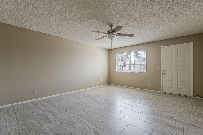 Building Photo - 4328 E Capri Ave