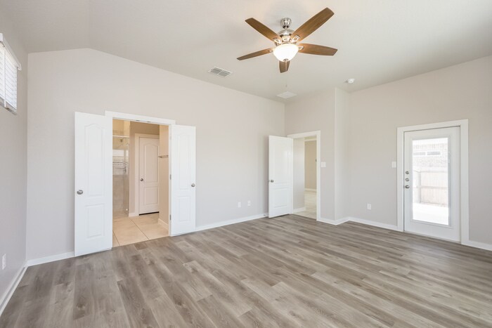 Building Photo - 13312 Canyon Mdw