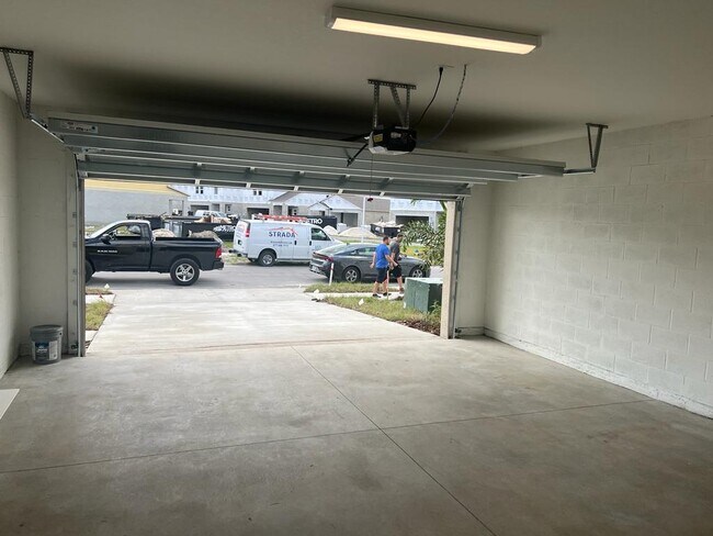 Building Photo - 7553 Peace Lily Ave