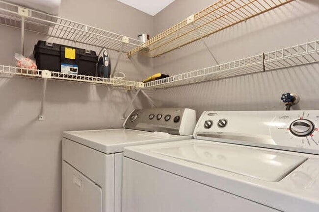 Building Photo - 4200 N Ocean Dr