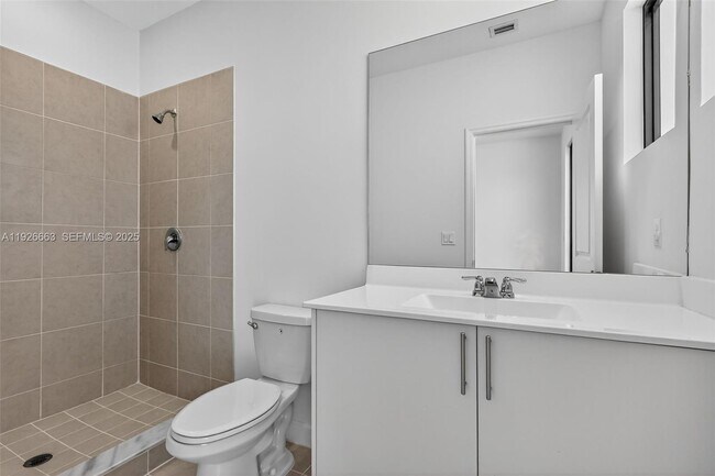 Building Photo - 13835 SW 261st Terrace