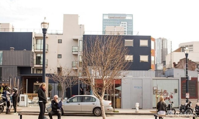 Building Photo - 580 Hayes St