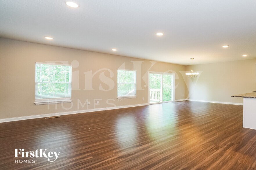 Building Photo - 1924 Ream Dr