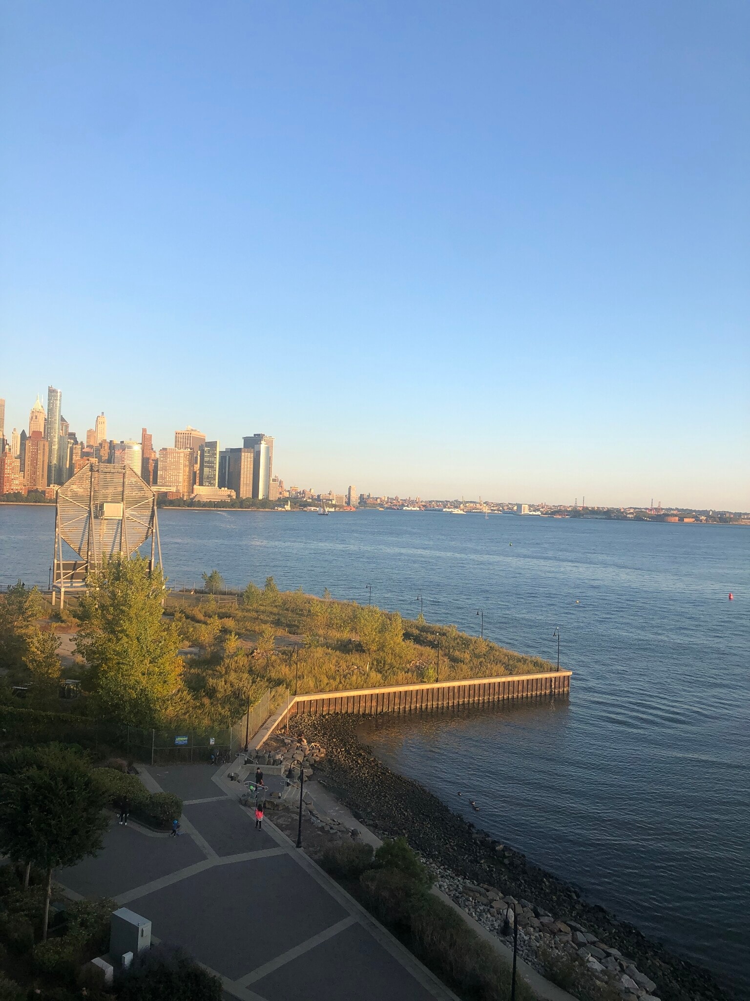 Building Photo - 25 Hudson St