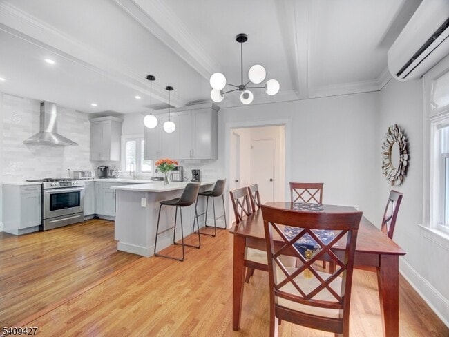 Building Photo - 415 Orange Rd