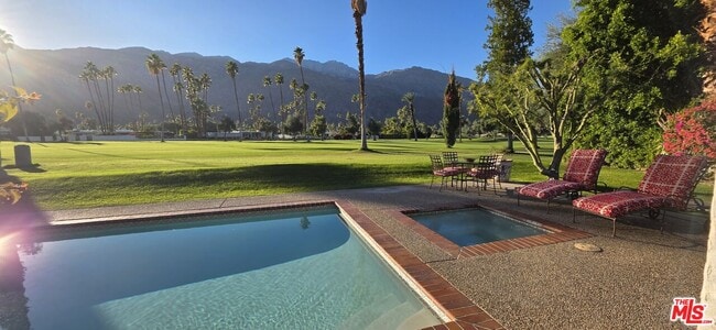 Building Photo - 2231 S Caliente Dr