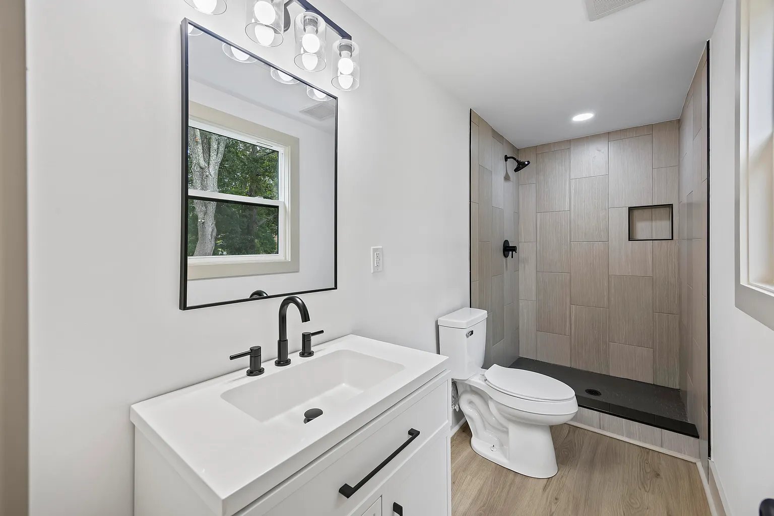 Building Photo - 1411 Westway Dr