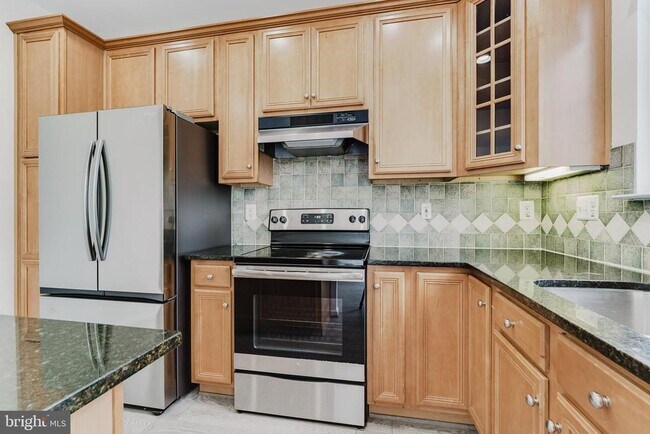 Building Photo - 4577 Derring Ln